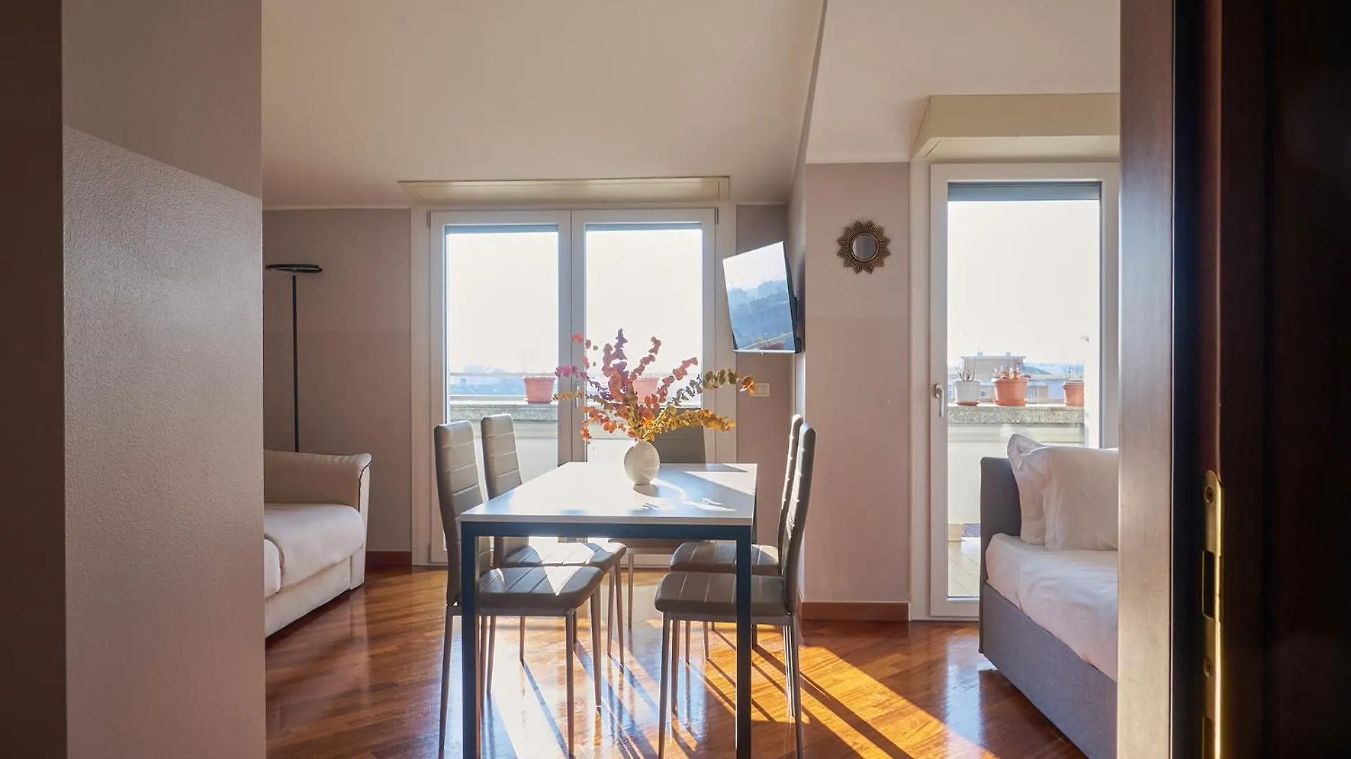 Апартаменты Milan Retreats